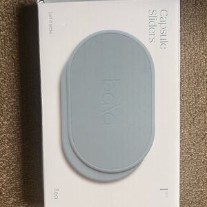 Bala Capsule Sliders in Light Blue